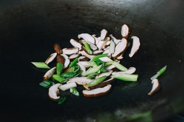 Saucy Beef Chow Ho Fun Noodles, by bmeteor.aiodimecu.cf