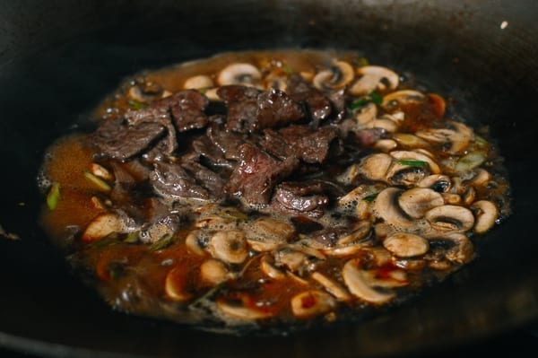 Beef and Mushroom Stir-Fry Rice Plate, by bmeteor.aiodimecu.cf
