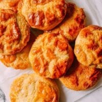 Chinese Pineapple Buns with Roast Pork Filling, by bmeteor.aiodimecu.cf