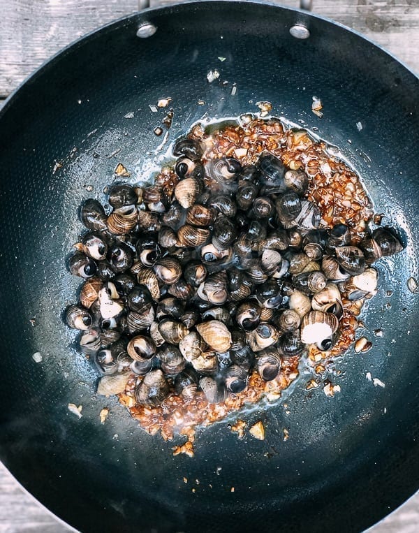Cantonese-Style Periwinkle Snails in Black Bean Sauce, by bmeteor.aiodimecu.cf