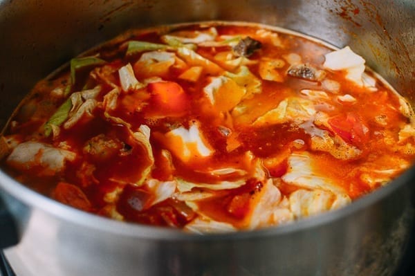 Shanghai-Style Red Vegetable Soup (罗宋汤 - Luo Song Tang), by bmeteor.aiodimecu.cf