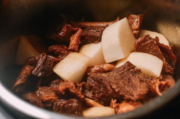 Cantonese Instant Pot Braised Beef with Radish, by bmeteor.aiodimecu.cf