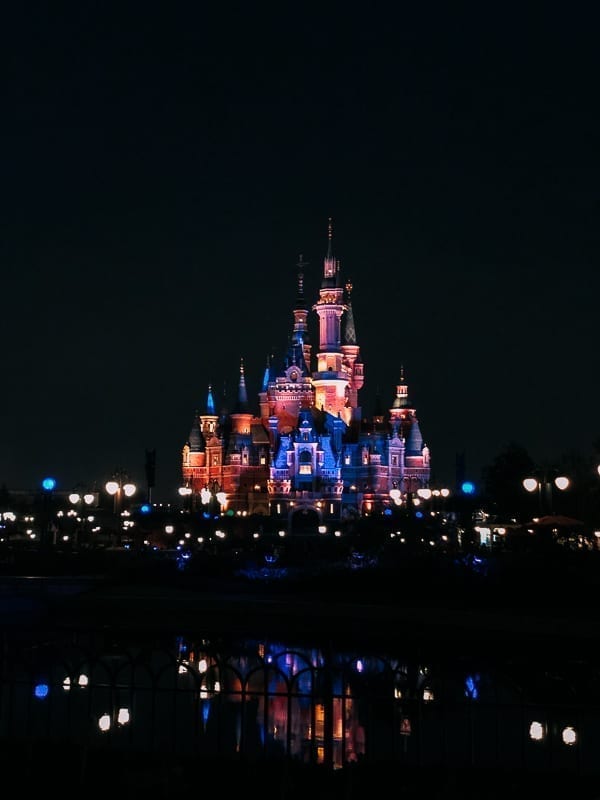 Shanghai Disneyland Resort by bmeteor.aiodimecu.cf
