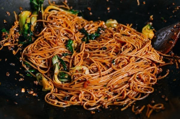 Spicy Crispy Pork Noodles, by bmeteor.aiodimecu.cf