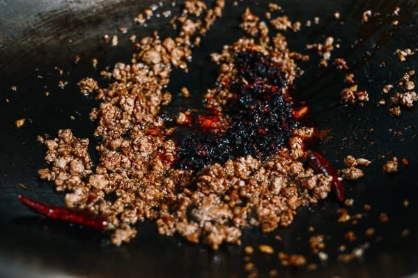 Spicy Crispy Pork Noodles, by bmeteor.aiodimecu.cf
