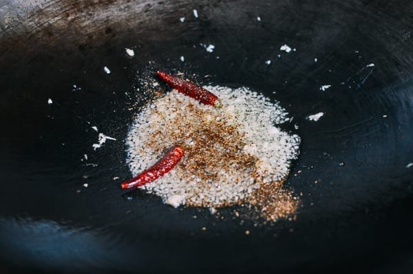 Spicy Crispy Pork Noodles, by bmeteor.aiodimecu.cf