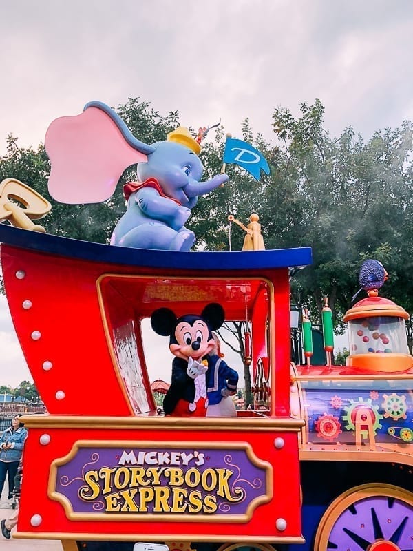 Shanghai Disneyland attractions - Mickey Mouse by bmeteor.aiodimecu.cf