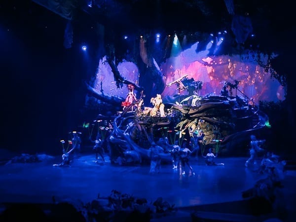 Shanghai Disneyland Tarzan show by bmeteor.aiodimecu.cf