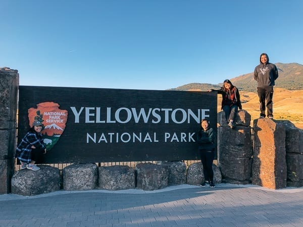The Woks of Life in Yellowstone National Park, bmeteor.aiodimecu.cf
