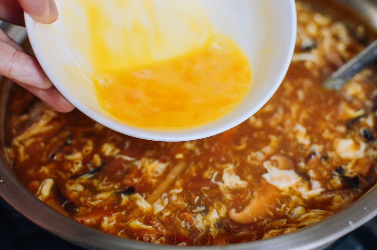 Adding egg to hot and sour soup, bmeteor.aiodimecu.cf