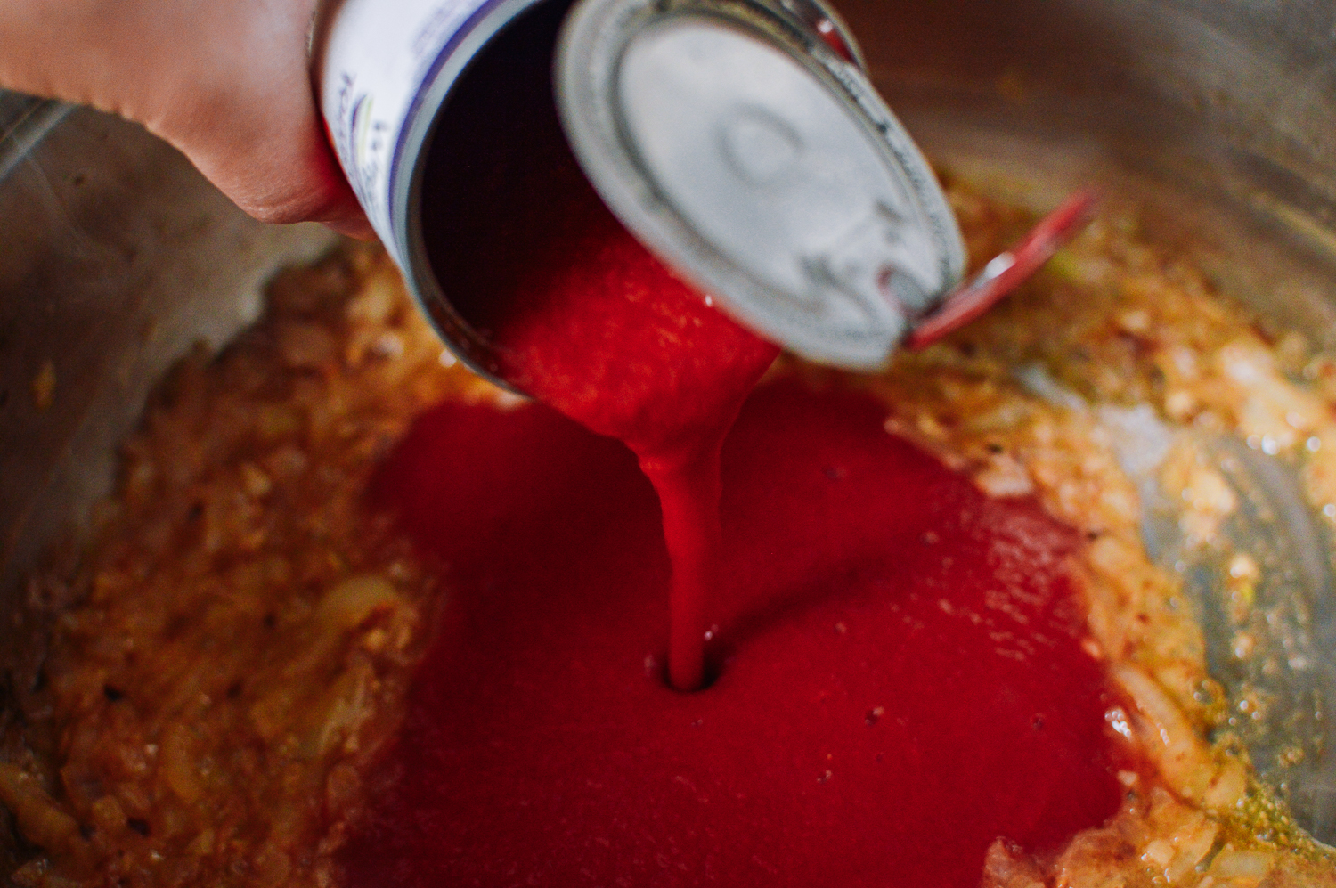 adding tomato puree to vodka sauce, bmeteor.aiodimecu.cf