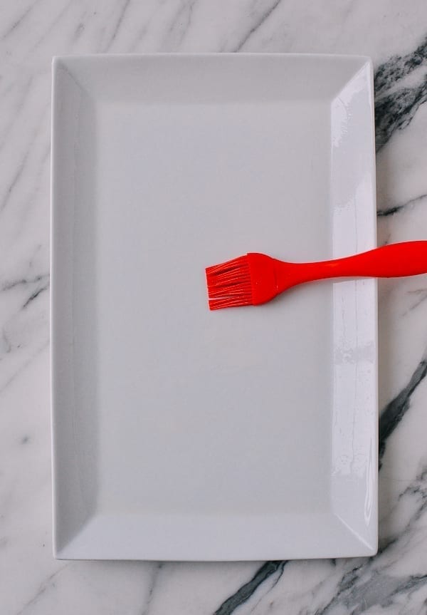 Brushing oil on plate, bmeteor.aiodimecu.cf