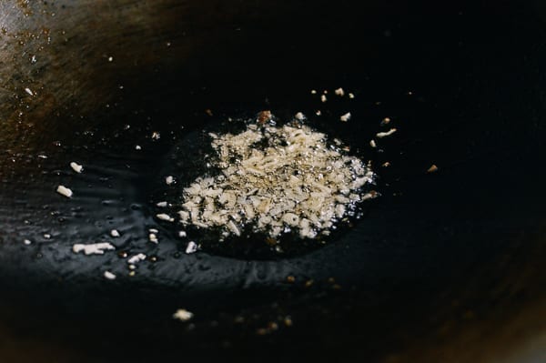 Garlic and Ginger in wok, bmeteor.aiodimecu.cf