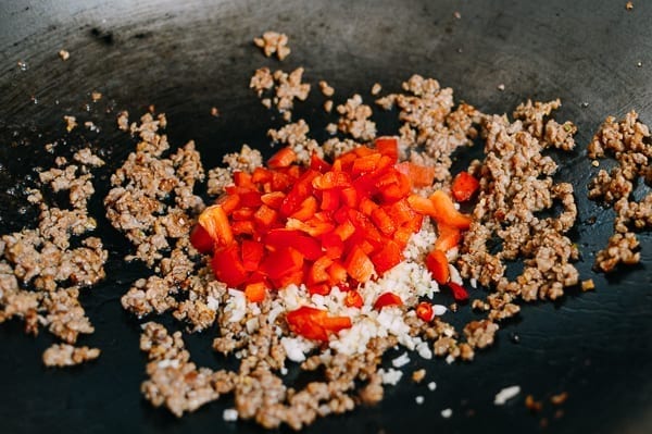 Adding red bell pepper, bmeteor.aiodimecu.cf