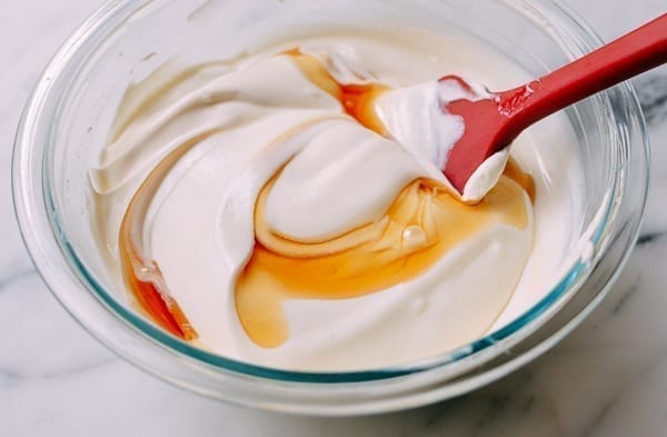 Folding yogurt and honey into cream, bmeteor.aiodimecu.cf