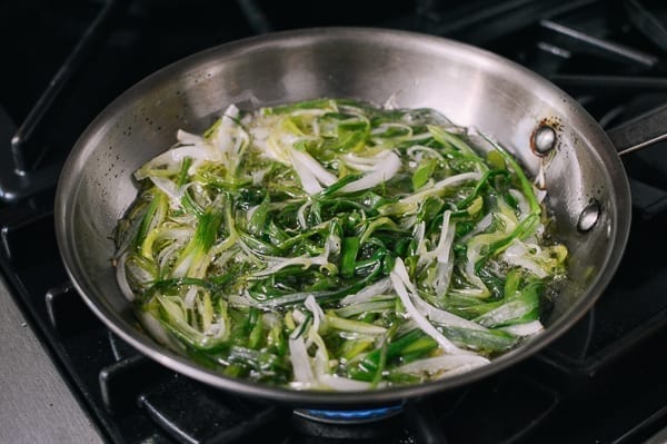 Frying scallions, bmeteor.aiodimecu.cf