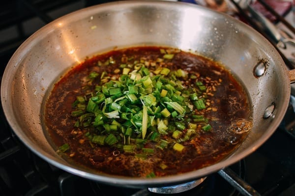 Adding scallions to sauce, bmeteor.aiodimecu.cf
