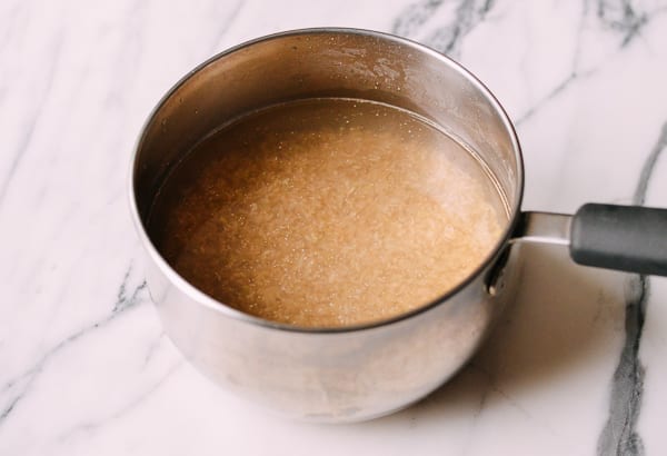 Soaking brown rice in a pot, bmeteor.aiodimecu.cf