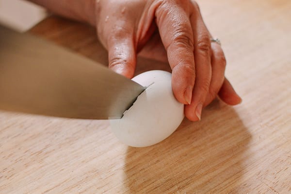 Cutting egg in half, bmeteor.aiodimecu.cf