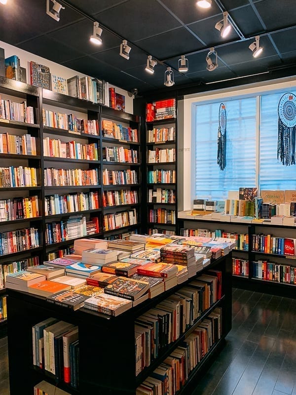 Books and Books Miami, bmeteor.aiodimecu.cf