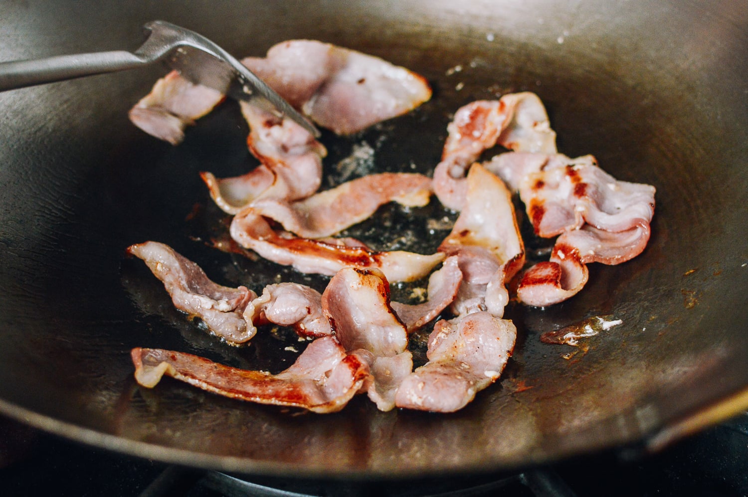 Bacon in a wok, bmeteor.aiodimecu.cf