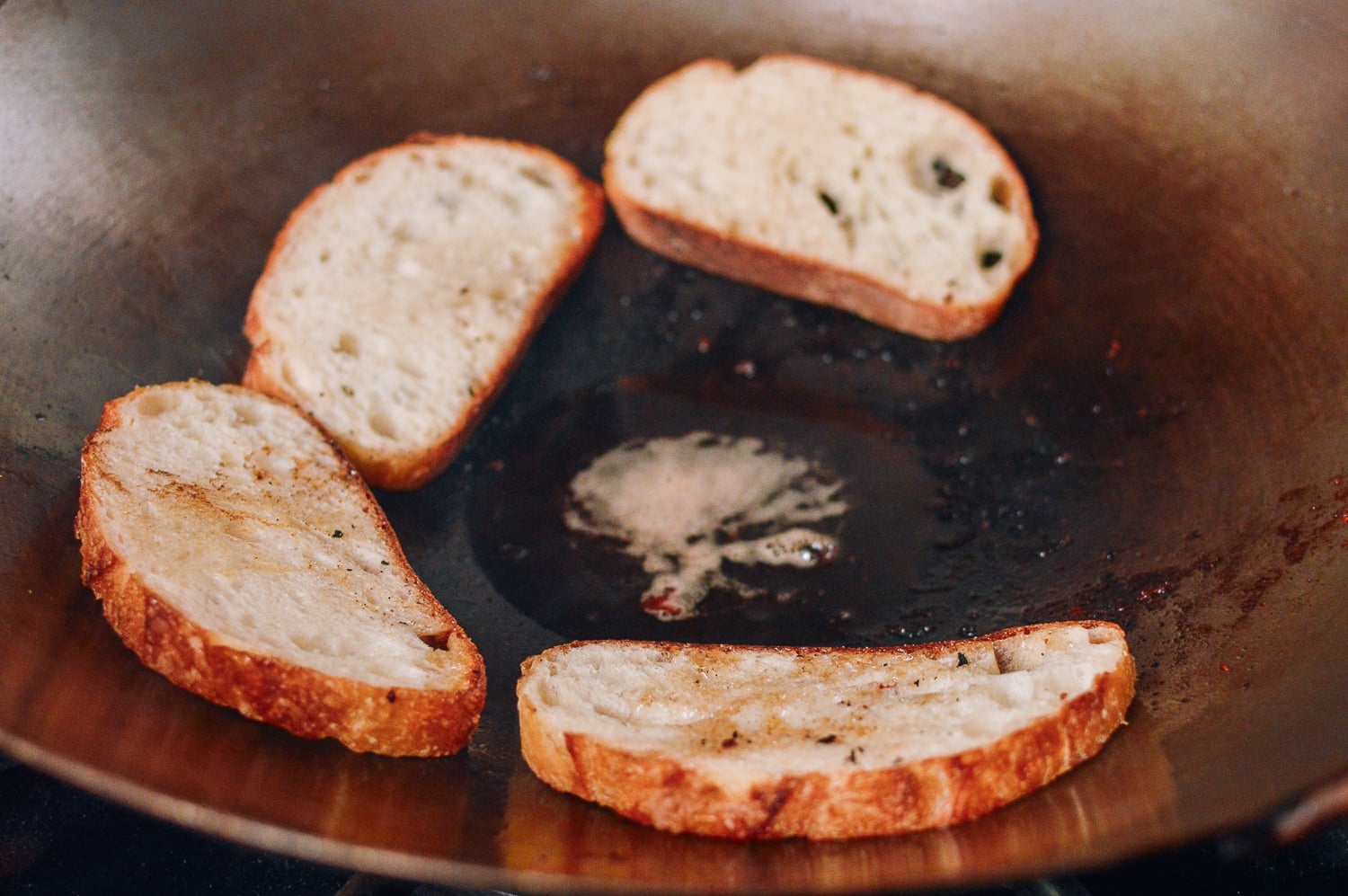 Toasting bread in bacon drippings, bmeteor.aiodimecu.cf