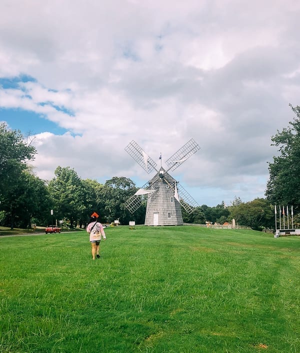 Windmill in East Hampton, bmeteor.aiodimecu.cf