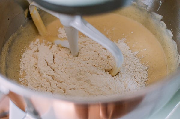 Mixing in dry ingredients, bmeteor.aiodimecu.cf
