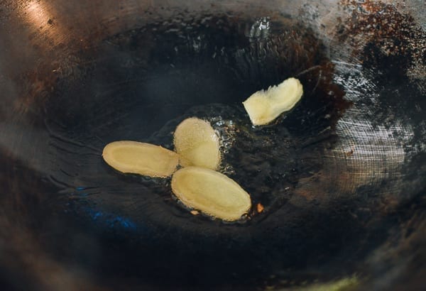 Frying ginger slices, bmeteor.aiodimecu.cf