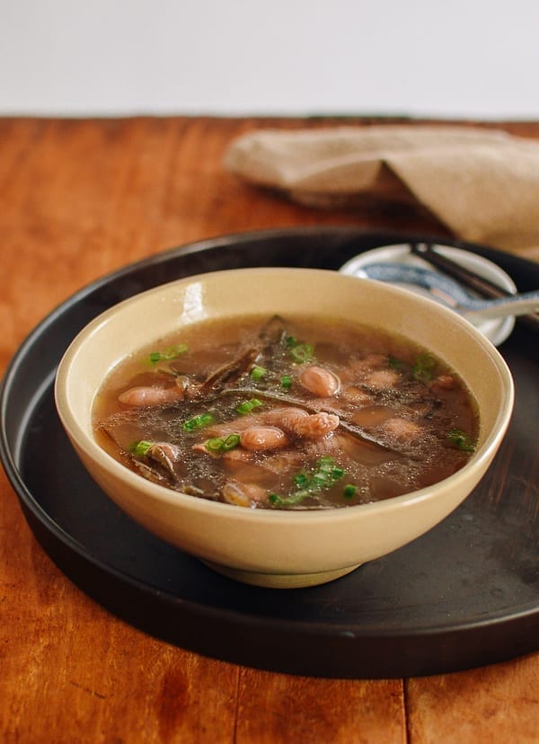 Cantonese Chicken Feet Soup