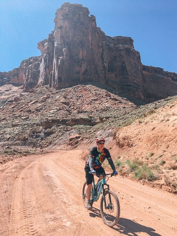 John - Mountain biking Moab White Rim trail by bmeteor.aiodimecu.cf