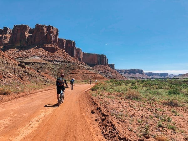 Mountain biking Moab White Rim trail near Hardscrabble by bmeteor.aiodimecu.cf