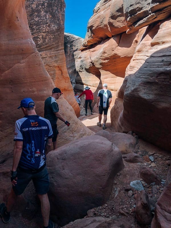 walking through Holeman Slot canyon - Moab Utah by bmeteor.aiodimecu.cf