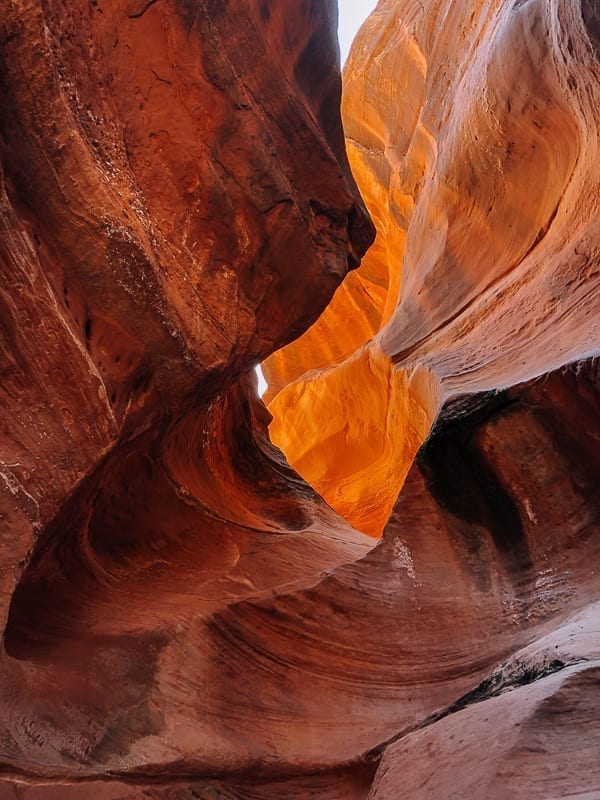 Holeman Slot canyon view - Canyonlands National Park by bmeteor.aiodimecu.cf