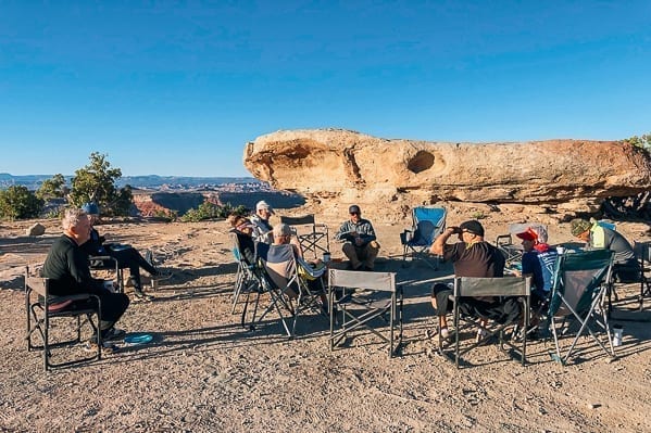 Sitting at Murphy Hogback campground Canyonlands by bmeteor.aiodimecu.cf