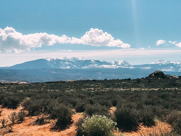 La Sal Mountains view from Canyonlands by bmeteor.aiodimecu.cf