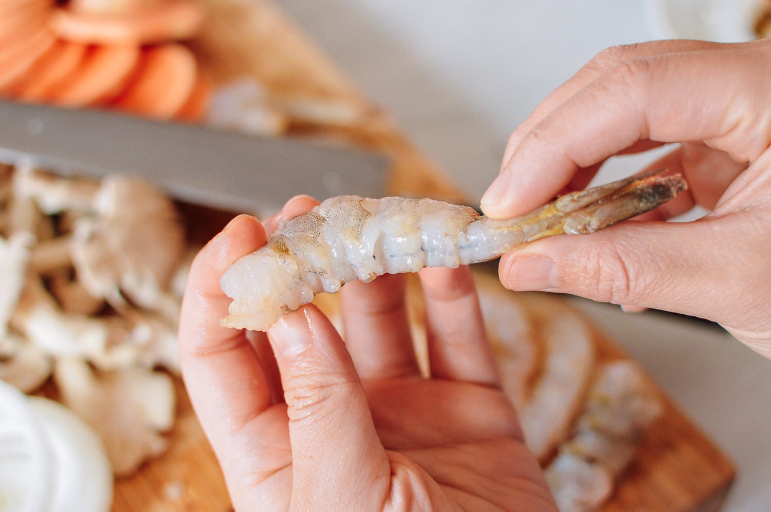 Shrimp that has been scored to lay flat, bmeteor.aiodimecu.cf