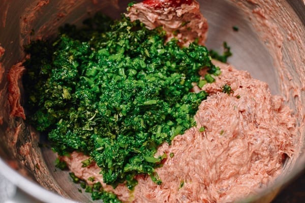 Mixing in chopped watercress and cilantro, bmeteor.aiodimecu.cf
