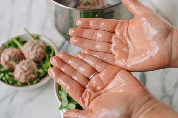 Oiled hands, bmeteor.aiodimecu.cf