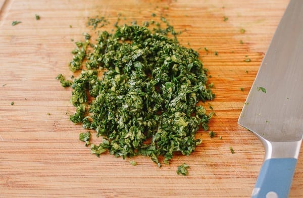 Finely chopped cilantro, bmeteor.aiodimecu.cf