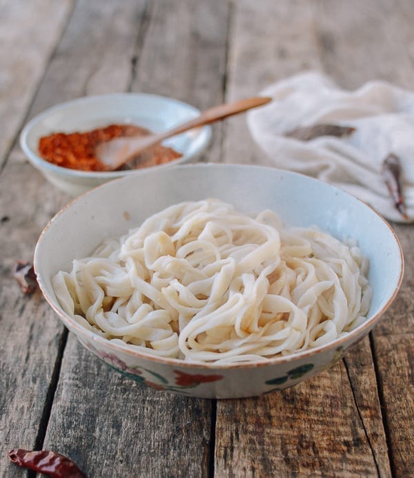 Piping hot bowl of cooked homemade noodles, bmeteor.aiodimecu.cf