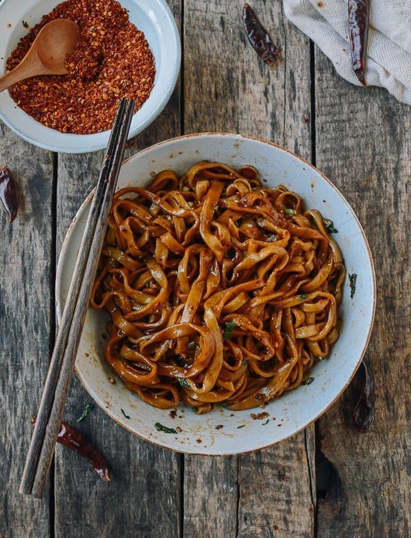 Bowl of homemade noodles mixed with sauce, bmeteor.aiodimecu.cf
