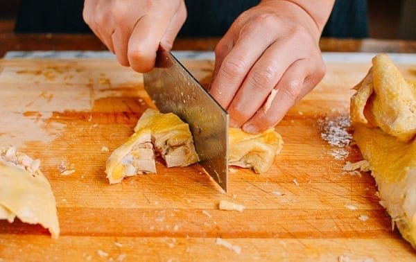 Cutting chicken thigh into small pieces, Chinese-style, bmeteor.aiodimecu.cf