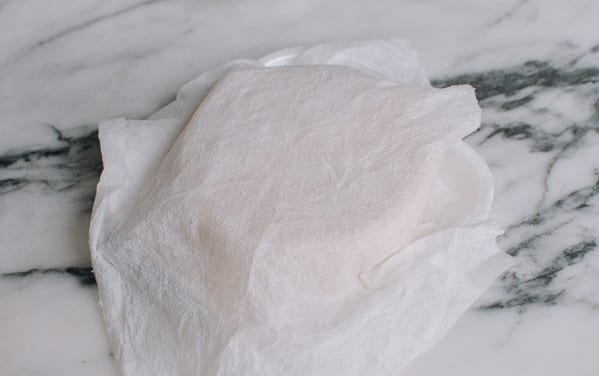 Keeping dumpling wrappers under damp paper towel, bmeteor.aiodimecu.cf