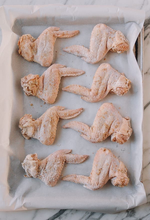 Wings laid out on parchment paper, bmeteor.aiodimecu.cf