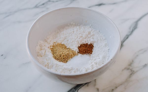 Seasoned coating with white pepper, salt, and sichuan peppercorn, bmeteor.aiodimecu.cf