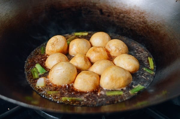 Stuffed fried gluten balls added to braising liquid, bmeteor.aiodimecu.cf