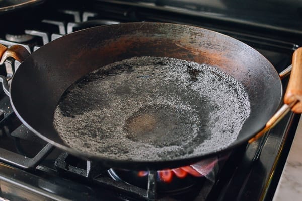 Simmering water in wok, bmeteor.aiodimecu.cf