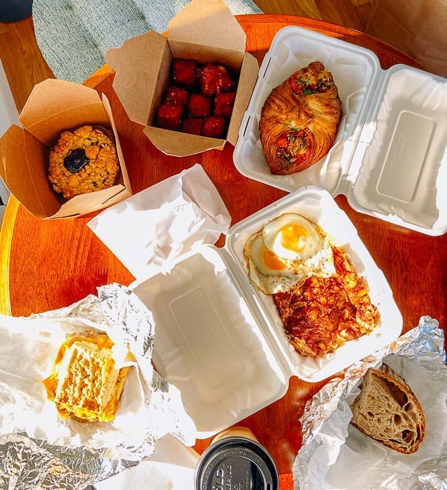 Takeout breakfast from Dutch's, bmeteor.aiodimecu.cf