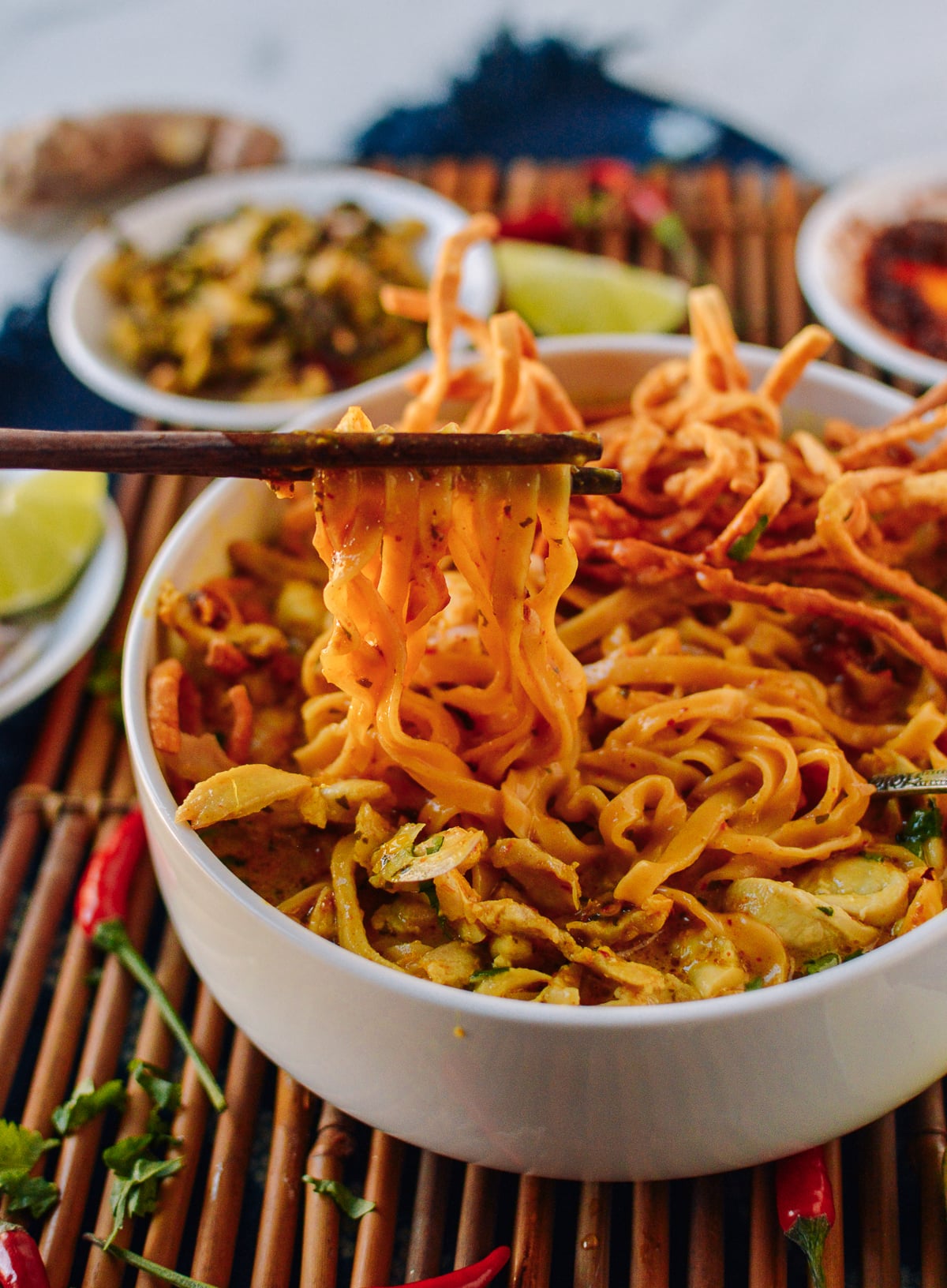 Chicken Khao Soi, bmeteor.aiodimecu.cf